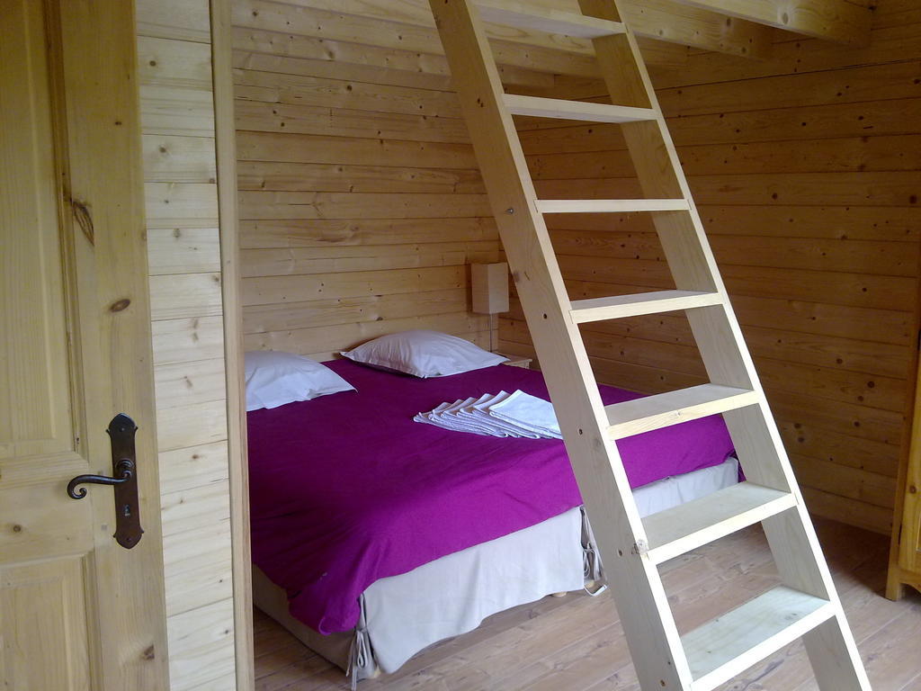 Gites de La Croisée des Chemins - Piscine Chauffée - Spa, Hammam et Sauna Izeaux Chambre photo