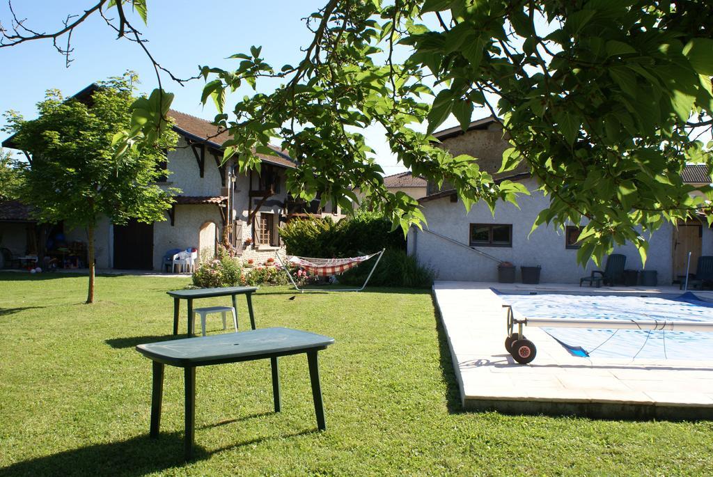 Gites de La Croisée des Chemins - Piscine Chauffée - Spa, Hammam et Sauna Izeaux Extérieur photo